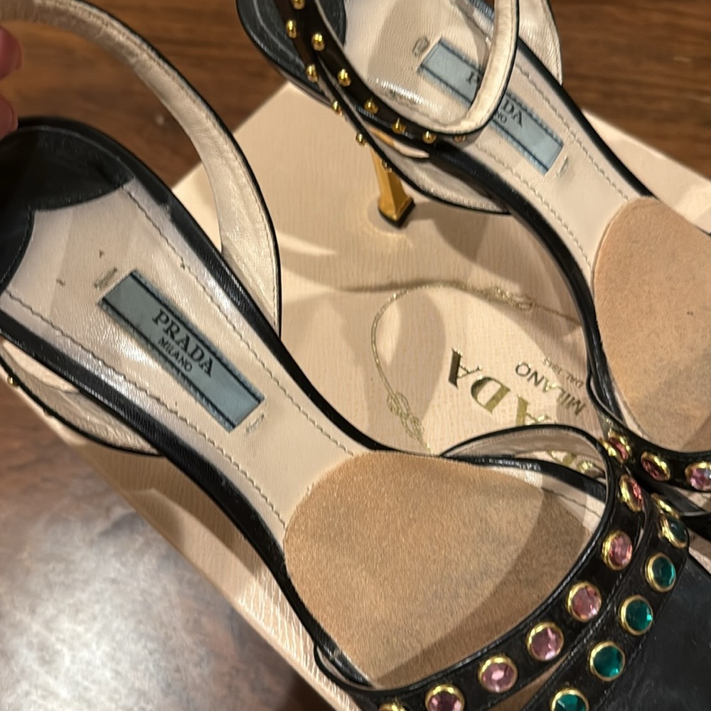 Prada black leather studs sandals gold heels - Picture 6 of 8